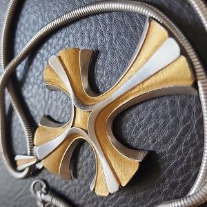 VTG Trifari necklace